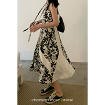 cheeese table in black and white ink fainting splicing hanger with superior sense small crowdprinting retro dress