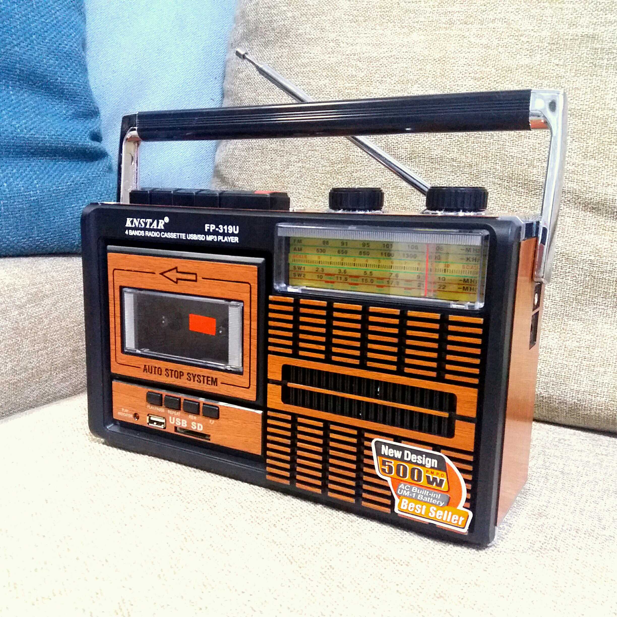 Foreign brand tape cassette player, cassette recorder, radio, old-fashioned retro single-player FM full wave