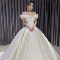 Shoulder French satin light wedding dress 2021 New Bride Court style main yarn temperament senior texture tailing female