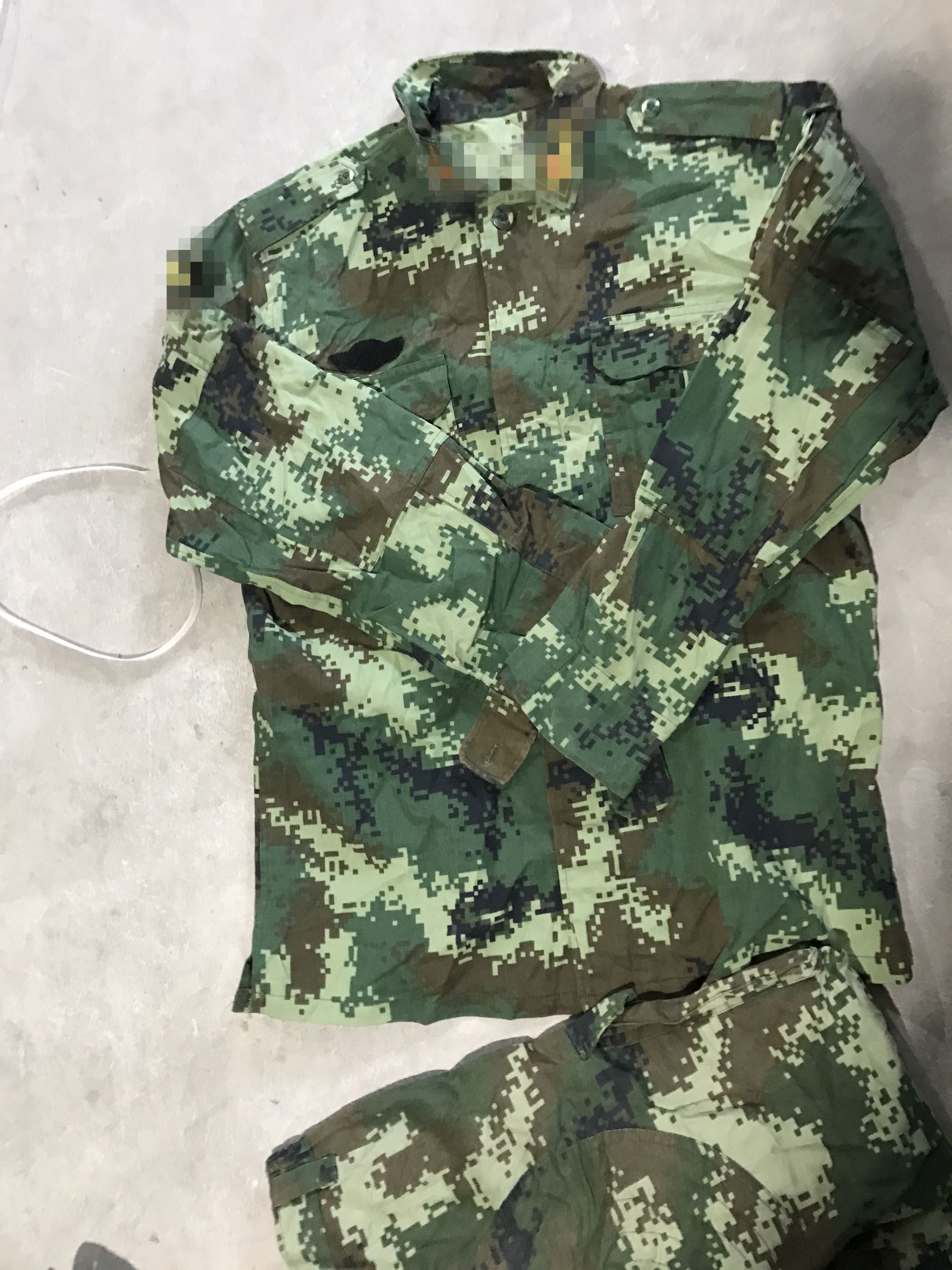 [Secondhand products][Secondhand products]Big flower summer camouflage uniform second-hand digital camouflage suit second-hand 09 summer camouflage turn in camouflage