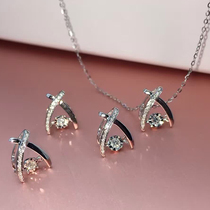 PT950 platinum necklace 18K white gold necklace Wild jewelry Diamond Clover pendant Girlfriend gift