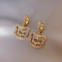 Sturbolea cute life ~ full embedded micro-inlaid tiger ear buckle exquisite fashion 2022 new earring