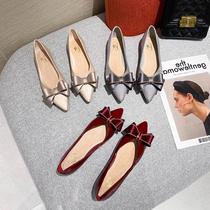 Outlet outlets clearance pick-up soft bottom flat single shoes women Spring and Autumn bow pointed red wedding shoes