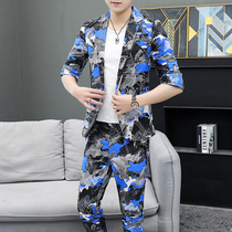 Korea slim small suit mens thin fashion blue and white broken suit seven-point sleeve casual suit two-piece suit middle sleeve