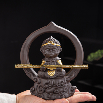 Zisha tea pet ornaments boutique can raise creative Monkey King Qi Tian Dage Mini Tea Tea Table Tea Table Tea Art