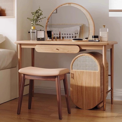 Бытовой туалетный столик, табурет из цельного дерева, стул для макияжа, светлый роскошный стул для спальни, роскошный табурет для пеленания обуви, простой современный маленький табурет, стул