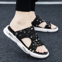 2022 new summer mens cool shoes Dual-purpose driving waterproof slippers Soft bottom casual outside wearing mens beach cool tugs