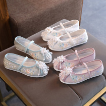 Hanfu shoes girls embroidered shoes costume watches childrens handmade old Beijing cloth shoes Chinese style small white shoes