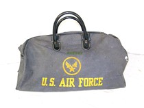 50s Korean War US military version of the original Air Force Pilot Officer travel box Hand bag