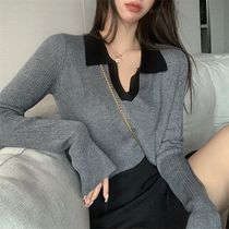 2021 Autumn New sweet and spicy French niche chic age age slim coat fashionable long sleeve knitted T-shirt women