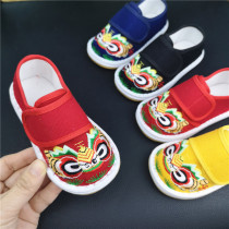 Chinese style retro handmade tiger head shoes year old hundred days to grab eyebrow eye shoes boys and girls baby thousand layer bottom cloth shoes autumn