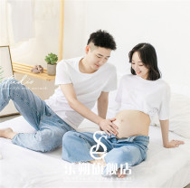 New photo studio theme clothing pregnant women Photo couples dress photography Korean couples men and women photo studio maternity clothes