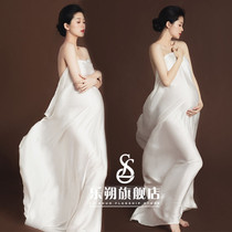 Pregnant woman photo photo dress dress 2021 New Fashion atmosphere white satin fairy air studio pregnant mommy photo