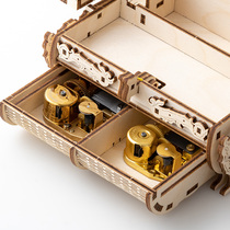 Custom movement Hand-assembled wooden music jewelry box Valentines Day creative birthday gift to send women Sky City
