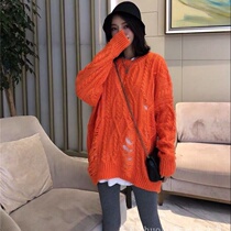 2020 winter Korean version of lazy wind hole sweater coat autumn winter loose pullover sweater jacket women