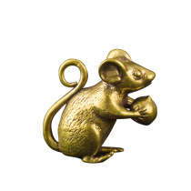 Brass fun mouse offering Peach New Old cute mouse handmade mini pendant pure copper crafts ornaments