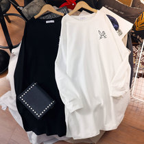Pregnant women autumn fashion T-shirt long loose size 200 Jin fat mm top Korean version sweater skirt Autumn Winter