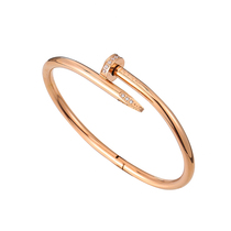 2021 new rose gold titanium steel light Luxury Card home nail bracelet female ins niche design sense senior Zi Xia 0