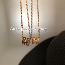  High-quality H home champagne gold new mini miniH milk tea soot black letter necklace wild clavicle chain