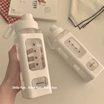 Portable sports water mug large number of men and women Fitness Great Capacity Brief Freshenan summer anti-fall plastic water bottle