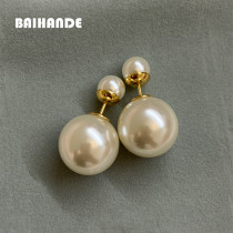 Ds classic French high-end sense of big pearl earrings ladies light luxury fashion retro small fragrance earrings earrings