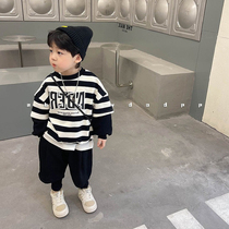 Boy suit 2022 spring autumn season new foreign air striped sweatshirt childrens baby casual leave two pants
