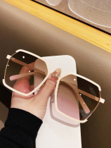 Metal retro brown sunglasses 2021 new fashion womens big face round face sunglasses seaside summer sunscreen driving