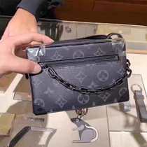  Leather fashion mens bag Gong Jun with the same large-capacity black flower soft box bag wild one-shoulder messenger chain bag