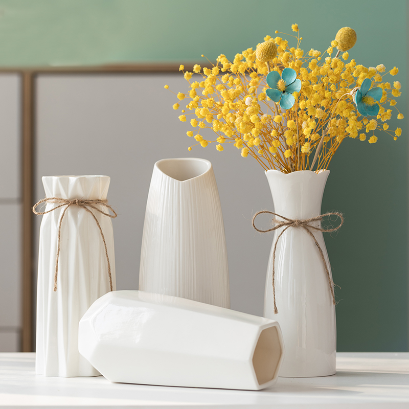 White minimalist ceramic vase, water raised Nordic modern creative home, living room, dining table, dry flower arrangement, decorative decoration