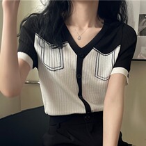 Black commuter knitted short-sleeved T-shirt womens summer new design lady Western style slim slim short top