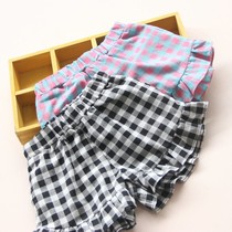 2021 summer new girls shorts black and white plaid loose beach pants retro Joker female treasure children pp pants