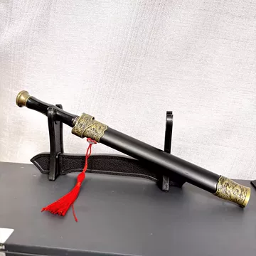 精鋭ヨーロッパの長刀 古兵器 武具 冷兵器 刀装具 指揮刀 手鍛造打 鋼刀 O1CN01yfnASF1XOCgaNzp9c_!!