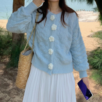 Fan Wenwen Girl Flower wish French soft milk sweater loose soft waxy flower button knitted cardigan women
