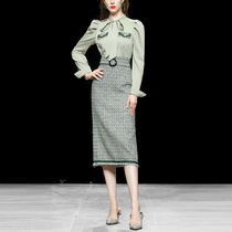  Caring Kiss2021 autumn temperament bow collar long-sleeved texture shirt Small fragrance tweed skirt suit