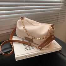 Niche design small bag Women summer wild 2021 New Tide fashion shoulder bag autumn and winter chain shoulder pillow bag