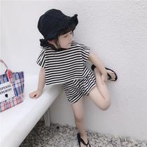 Summer new childrens casual striped short-sleeved shorts two-piece swimsuit Childrens clothing girls fashion suit foreign style