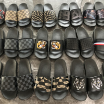 2022 Summer Little Bee Tide Drag men and women Soft Bottom Deodorized Anti-Slip with Big Cards Old Tiger Head Outwear Slippers