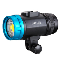 Weefine Smart Focus 6000 lumens photography light diving flashlight with flashing light mode GN16