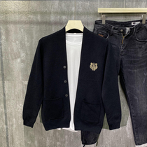 Knitted cardigan mens spring and autumn new V-neck long sleeve shirt mens tiger head embroidered pure black sweater coat