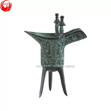 汝瓷绿釉高爵杯　酒器 爵杯 古玩 旧家収蔵 爵 陶芸　古美術品 汝瓷绿釉高爵杯 酒器 爵杯 古玩 旧家収蔵 爵 陶芸 古美術品 2025