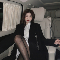 (Celebrity Party) 2021 autumn black blazer womens design sense Korean version of British style small man suit