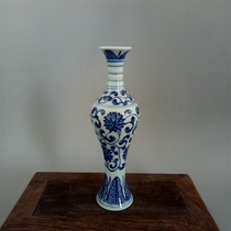 Late Qing Dynasty handmade blue and white twigs small vase antiques antique antique antique porcelain collection old antique shelf ornaments