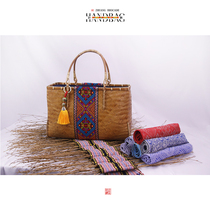 Jinzhuang brocade 2021 Guangxi National style features pure handmade brocade hand woven bamboo basket bag can be customized style one