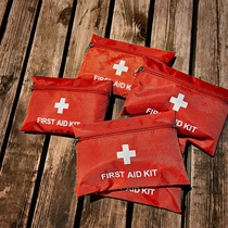 ~ Small things and big use convenient outdoor travel first aid kit 13 sets of small gifts