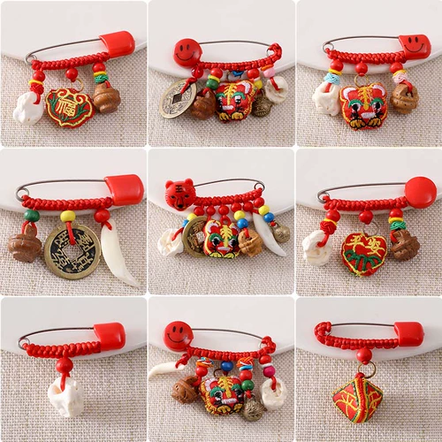 Детская булавка, подвеска, брошь