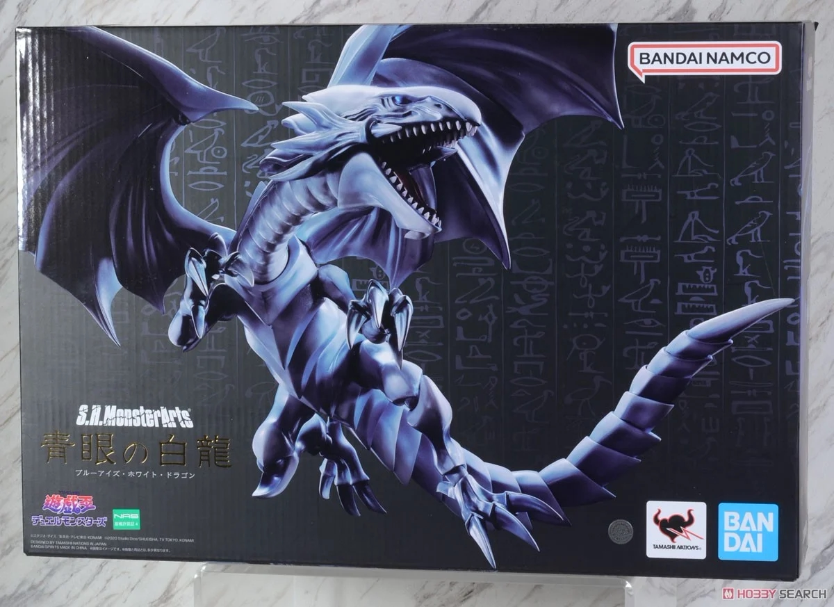 반다이 shm! 왕 Qingyan Bailong Blue Eye White Dragon Sea Masase Monster는 그 자리를 처리 할 수 ​​있습니다.