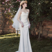 French light wedding dress Super fairy bride bridal tour simple satin suspender skirt exterior gauze daily light dress