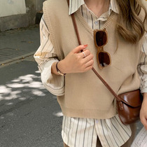 Knitted Vest Women spring and autumn 2021 New style exterior fashion v collar folding sweater vest pony jacket