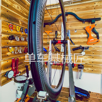 Bike-based machine craftsmen manual wheel adjustment finished wheel set ring service self-made wheel repair preparation