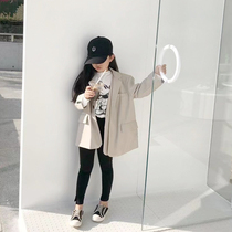 Korean childrens clothing 21 autumn girls Korean version of foreign style shallow apricot loose suit jacket small children loose coat suit